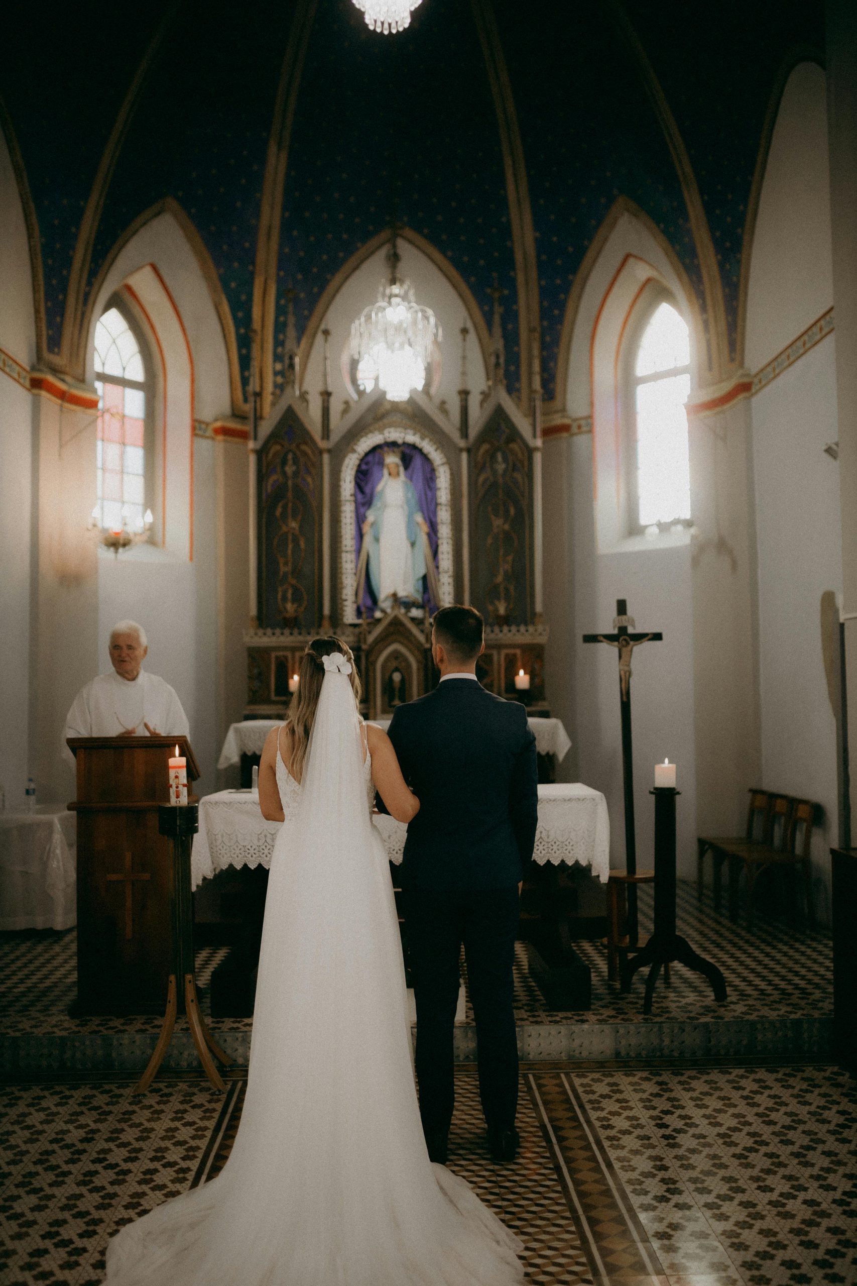 wedding tipping vendors