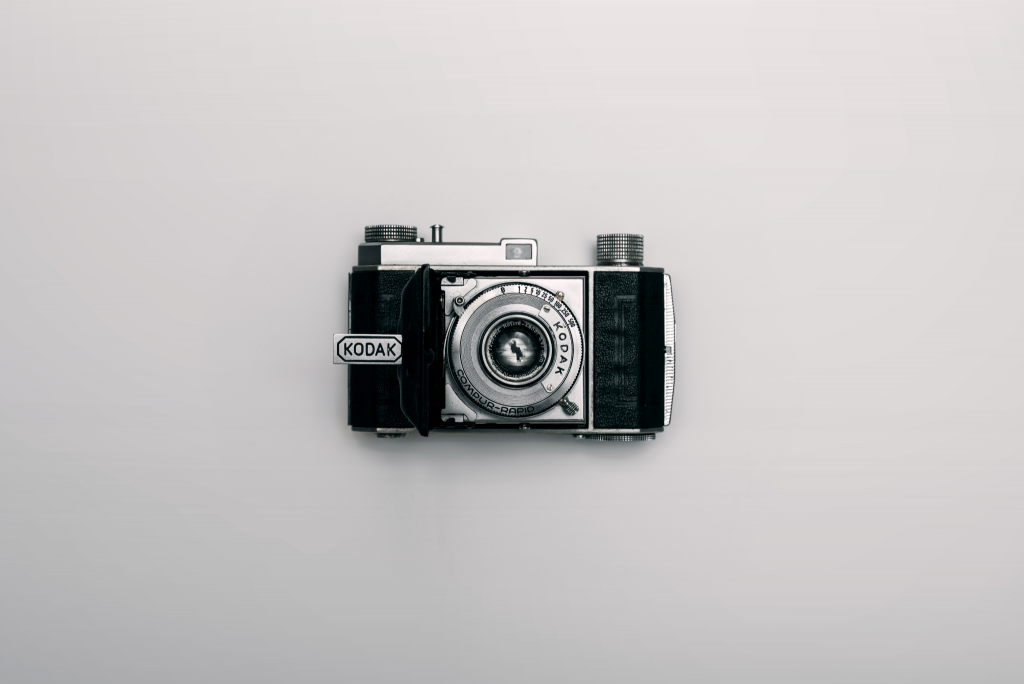 do wedding videographers provide raw footage