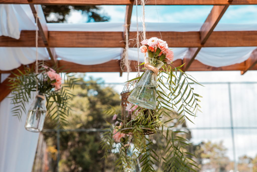 DIY wedding decorations